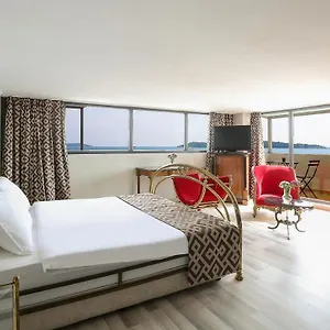https://urla-pera-hotel.aegeanhotels.net