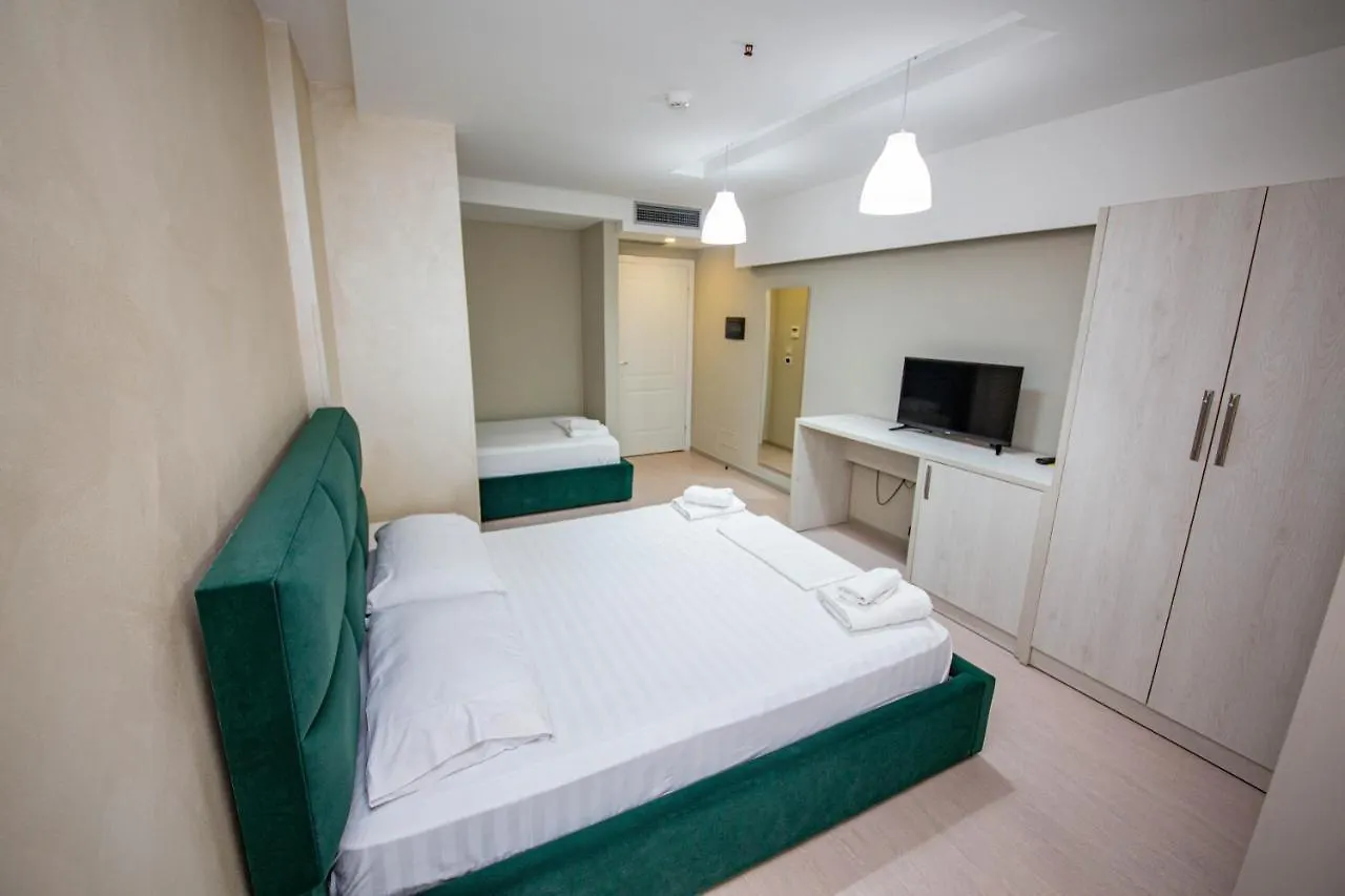 ****  Hotel Miki Durres Albania