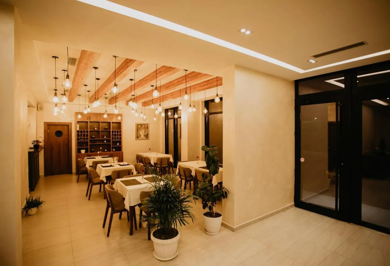 Hotel Miki Durres